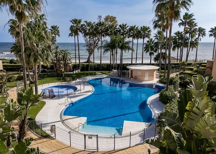 La Perla Del Mar - Exclusive Sea View Apartment, Bahia De La Plata, Estepona