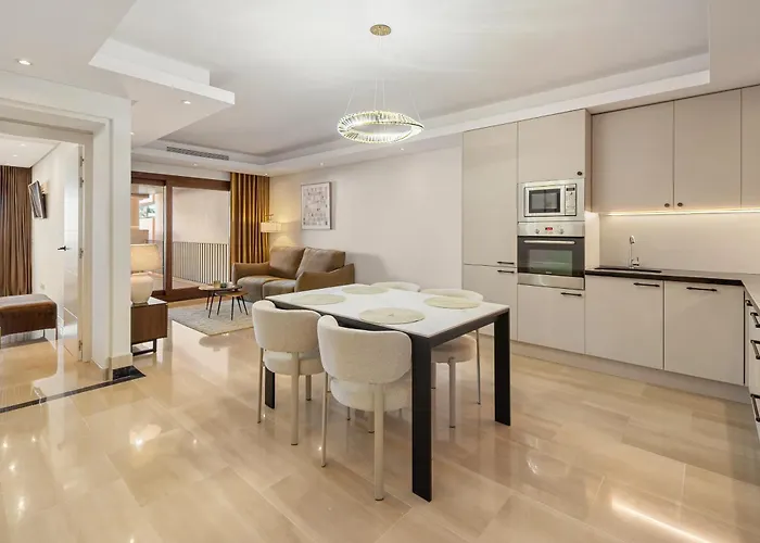 La Perla Del Mar - Exclusive Sea View Apartment, Bahia De La Plata, Appartement Estepona