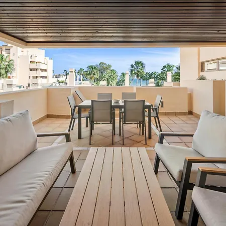 La Perla Del Mar - Exclusive Sea View Apartment, Bahía De La Plata, * Estepona